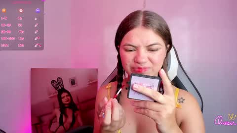 Snapshot of paigejayden chatting on May 3, 9:54 pm Paige online show from May 3, 9:54 pm