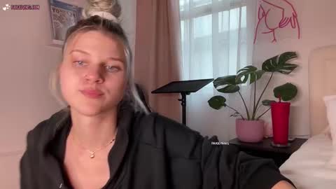 PaigePawg online show from February 22, 3:10 pm