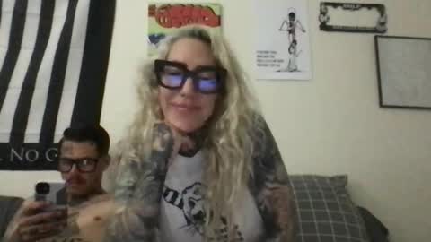 paigesixx_charlievicious online show from October 18, 9:10 am