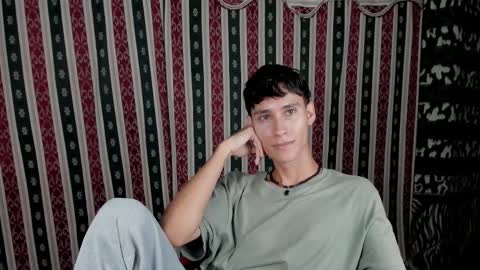 Snapshot of paimon_goetia chatting on September 24, 1:14 pm Alexander Grigori online show from September 24, 1:14 pm