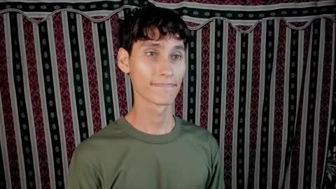 Snapshot of paimon_goetia chatting on October 14, 12:22 am Alexander Grigori online show from October 14, 12:22 am