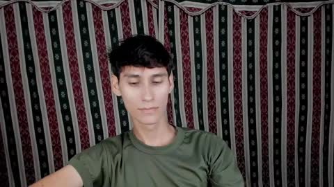 Snapshot of paimon_goetia chatting on October 22, 12:00 am Alexander Grigori online show from October 22, 12:00 am