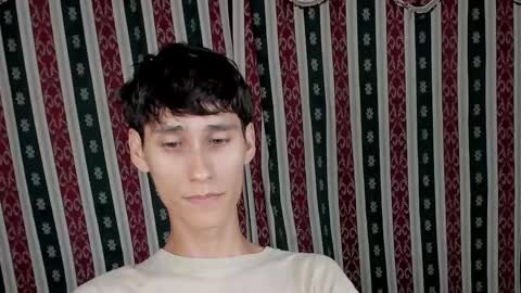 Snapshot of paimon_goetia chatting on October 22, 11:59 pm Alexander Grigori online show from October 22, 11:59 pm