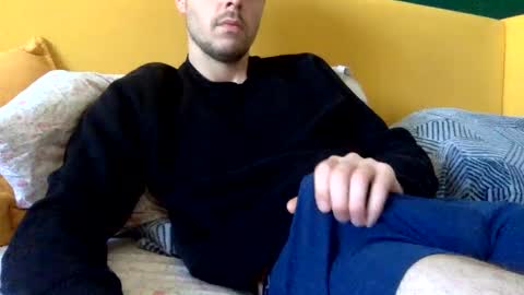 Snapshot of paintdude424 chatting on January 3, 6:03 pm paintdude424 online show from January 3, 6:03 pm