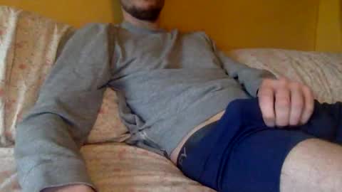 Snapshot of paintdude424 chatting on March 4, 6:50 pm paintdude424 online show from March 4, 6:50 pm