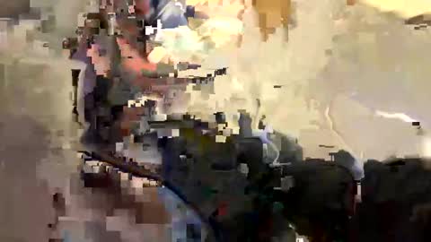 Snapshot of painter1142 chatting on October 21, 7:47 pm Rothkohammer online show from October 21, 7:47 pm