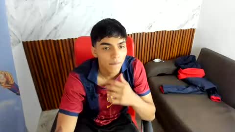 Snapshot of palo_largo_ chatting on June 13, 7:56 pm palo largo online show from June 13, 7:56 pm