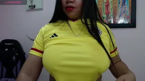 Snapshot of pamela_claus chatting on June 23, 6:28 pm Pamela Claus online show from June 23, 6:28 pm