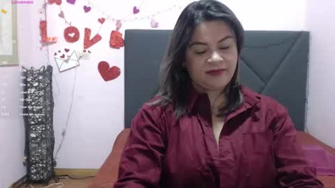 pamela_echeverria online show from March 18, 11:24 am