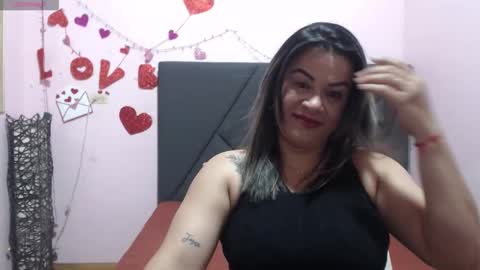 Snapshot of pamela_echeverria chatting on April 21, 11:16 am pamela_echeverria online show from April 21, 11:16 am