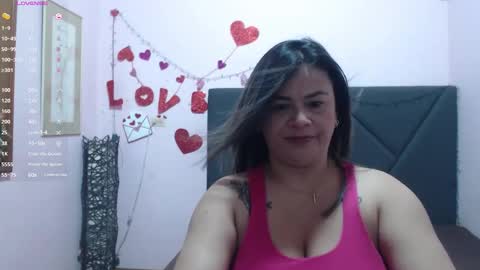 Snapshot of pamela_echeverria chatting on April 27, 11:08 am pamela_echeverria online show from April 27, 11:08 am