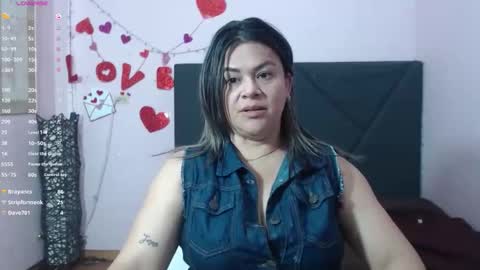 Snapshot of pamela_echeverria chatting on April 29, 5:30 pm pamela_echeverria online show from April 29, 5:30 pm