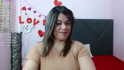 Snapshot of pamela_echeverria chatting on May 5, 11:07 am pamela_echeverria online show from May 5, 11:07 am