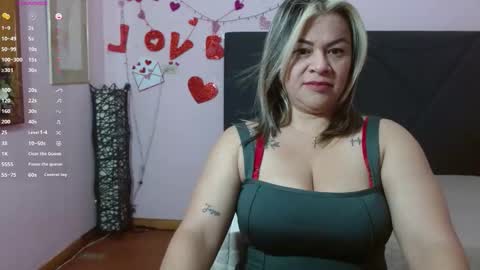 Snapshot of pamela_echeverria chatting on May 26, 11:17 am pamela_echeverria online show from May 26, 11:17 am