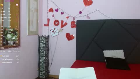 Snapshot of pamela_echeverria chatting on June 3, 2:33 pm pamela_echeverria online show from June 3, 2:33 pm