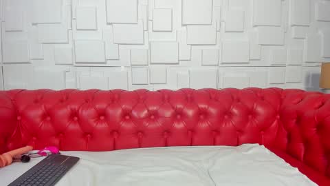 Snapshot of pamela_gaviria01 chatting on April 26, 1:42 pm pamela_gaviria01 online show from April 26, 1:42 pm