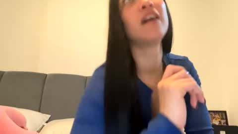 Snapshot of pamela_milleer chatting on April 8, 4:34 am pamela_milleer online show from April 8, 4:34 am