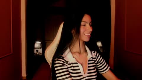 Snapshot of pamelaascott chatting on June 2, 4:14 am P A M online show from June 2, 4:14 am
