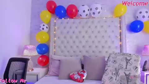 Snapshot of pamelamiler_ chatting on July 12, 12:40 pm TELL ME PAMELLA AND GIVE ME A GOOD GRADE ITS IMPORTANT online show from July 12, 12:40 pm