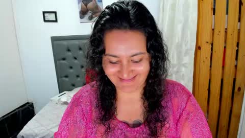 Snapshot of pamelaruiizz3 chatting on July 8, 9:41 pm Pamela online show from July 8, 9:41 pm
