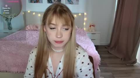 Lina online show from March 13, 4:08 am