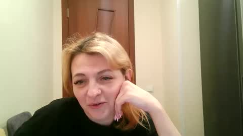 Snapshot of pandorafourelx chatting on February 10, 2:32 pm PandoraFourelx online show from February 10, 2:32 pm