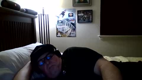 panos online show from March 1, 8:49 am