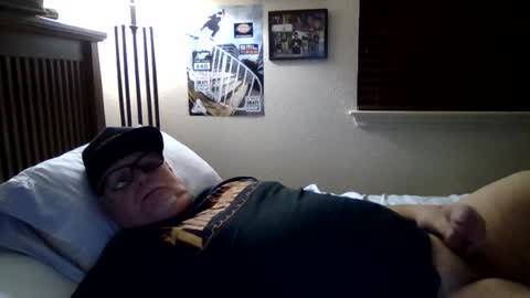 Snapshot of panos678442 chatting on July 18, 9:35 am panos online show from July 18, 9:35 am