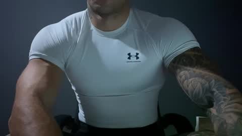 Snapshot of panther_style chatting on December 2, 5:59 am Oleg online show from December 2, 5:59 am