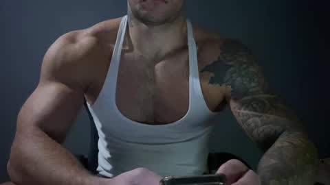 Snapshot of panther_style chatting on December 6, 5:42 am Oleg online show from December 6, 5:42 am