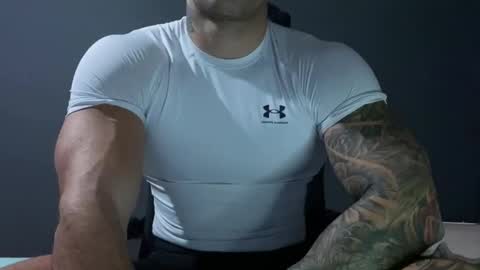 Snapshot of panther_style chatting on December 14, 7:29 am Oleg online show from December 14, 7:29 am