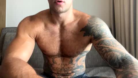 Snapshot of panther_style chatting on February 12, 1:52 am Oleg online show from February 12, 1:52 am