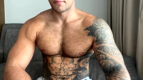 Snapshot of panther_style chatting on February 25, 3:52 am Oleg online show from February 25, 3:52 am