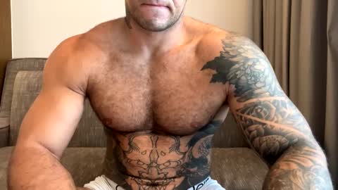 Snapshot of panther_style chatting on February 25, 9:20 am Oleg online show from February 25, 9:20 am