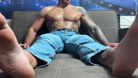 Snapshot of panther_style chatting on October 19, 1:45 pm Oleg online show from October 19, 1:45 pm