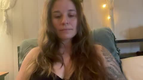 Snapshot of pantiesofthefae chatting on July 5, 10:55 am Pantiesofthefae online show from July 5, 10:55 am