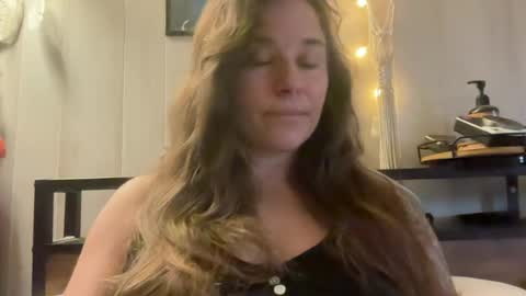 Snapshot of pantiesofthefae chatting on July 19, 10:52 am Pantiesofthefae online show from July 19, 10:52 am