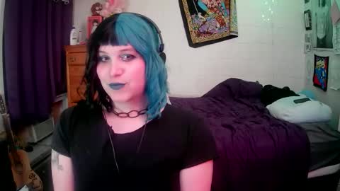 Snapshot of pantygirl929135 chatting on April 19, 2:33 am Princess online show from April 19, 2:33 am