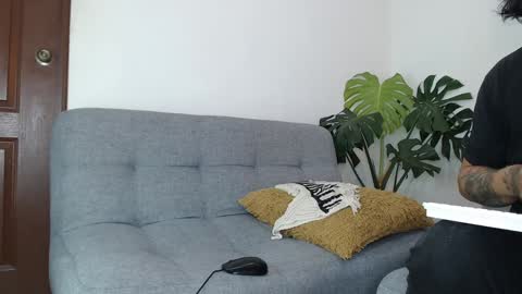 Snapshot of pantyhose_xxx_ chatting on December 3, 4:17 pm pantyhose_xxx_ online show from December 3, 4:17 pm