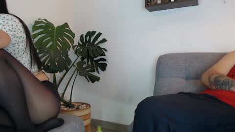 Snapshot of pantyhose_xxx_ chatting on January 10, 9:10 pm pantyhose_xxx_ online show from January 10, 9:10 pm