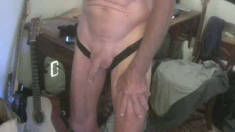 Snapshot of pantyman6216 chatting on June 12, 6:29 pm pantyman6216 online show from June 12, 6:29 pm