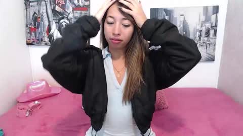 Paola online show from January 16, 12:09 pm