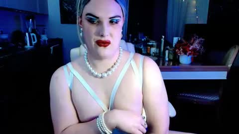 Sarina Williams online show from February 22, 10:14 am