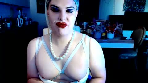 Snapshot of paoladoll chatting on June 30, 1:34 pm Sarina Williams online show from June 30, 1:34 pm