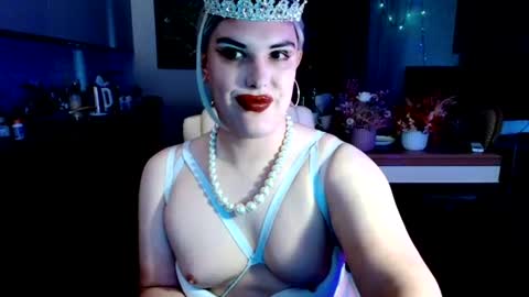 Snapshot of paoladoll chatting on July 14, 1:39 pm Sarina Williams online show from July 14, 1:39 pm