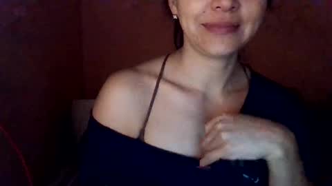 paolamz10 online show from March 14, 4:18 am