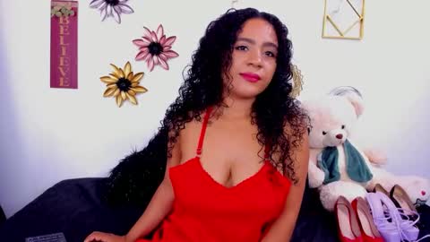 Snapshot of paolitaken chatting on October 31, 11:28 pm paolitaken online show from October 31, 11:28 pm