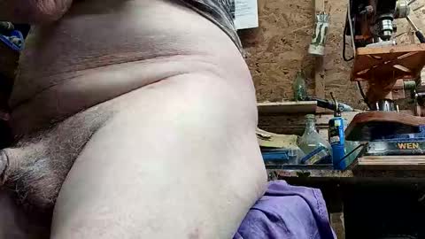 Snapshot of papajb70 chatting on September 14, 12:43 am papajb70 online show from September 14, 12:43 am