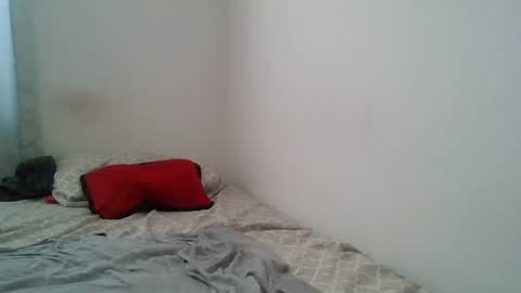 Snapshot of papi_adiel4 chatting on February 2, 11:32 pm papi_adiel4 online show from February 2, 11:32 pm