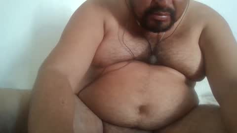 Snapshot of papi_adiel4 chatting on February 21, 11:06 pm papi_adiel4 online show from February 21, 11:06 pm